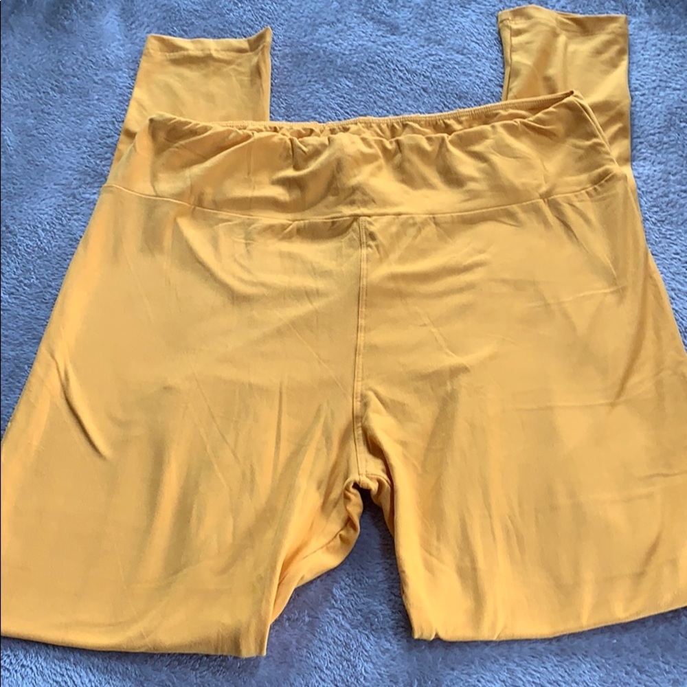 Brand new LuLaroe tall and curvy leggings!!!